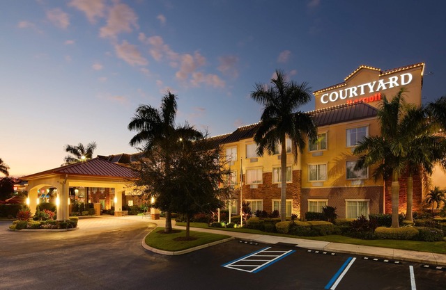 Courtyard Sarasota University Park / Lakewood Ranch