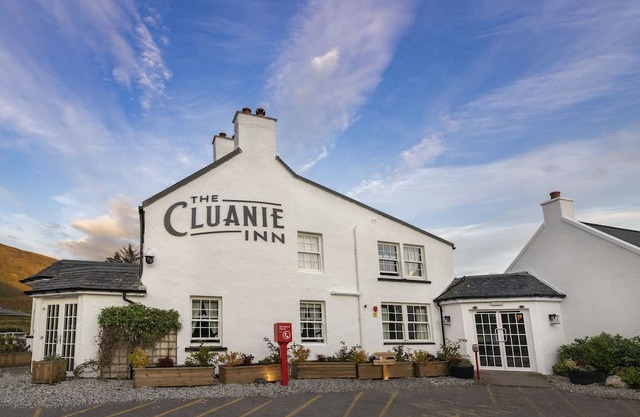 Cluanie Inn