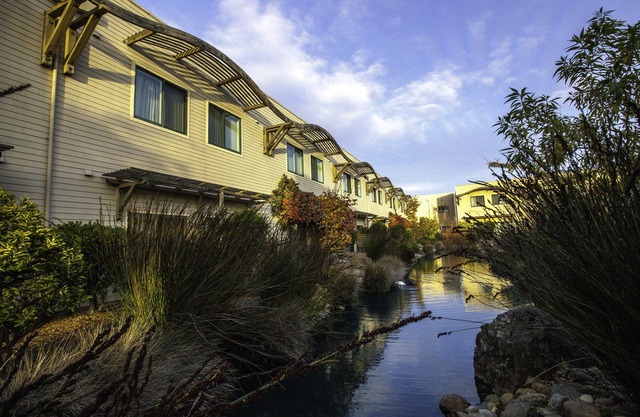 DoubleTree by Hilton Hotel & Spa Napa Valley - American Canyon