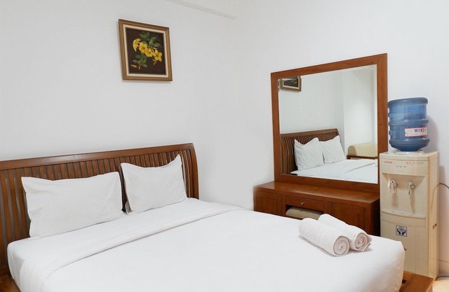 Pool View Studio Apartment Tamansari Sudirman
