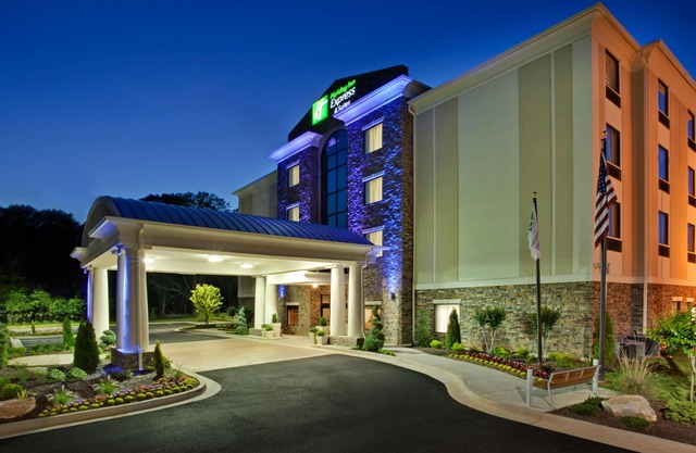 Holiday Inn Express Hotel & Suites Fairburn, an Ihg Hotel