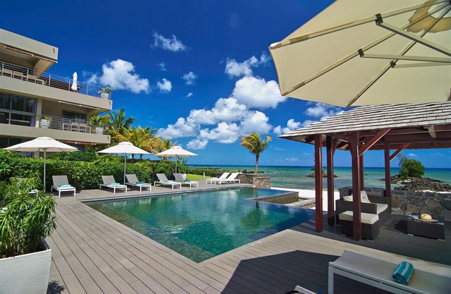 Bon Azur Beachfront Suites & Penthouses by Lov Mauritius