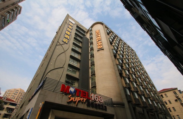 Motel 168 (Shanghai Xujiahui Shanghai Stadium Tianyaoqiao Road)
