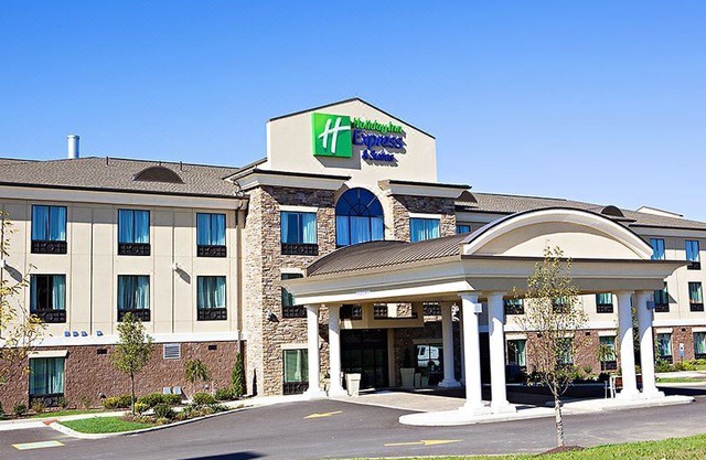 Holiday Inn Express Youngstown West Austintown Ihg Hotel 