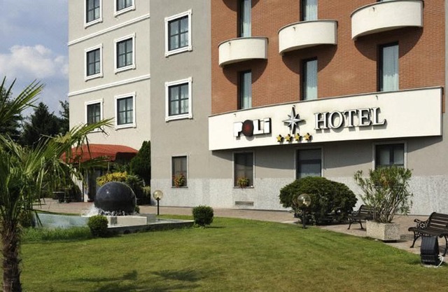 Poli Hotel