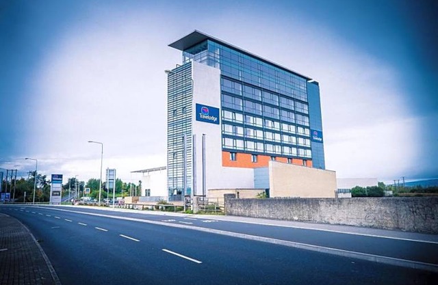 3-Star Hotel ∙ Travelodge Limerick Castletroy