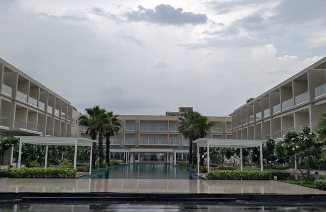 Golden Sands - By The Bay Resorts