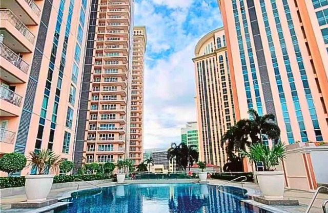 Live Luxury Living at BGC Venice