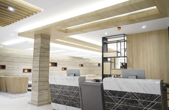 Front One Hotel Papua Lestari