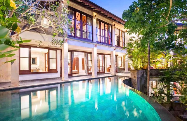 Charming 4-bedroom villa with WiFi, AC in wonderful Bali