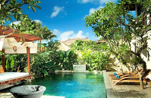 Azarina 3 BR Private Pool Villa SU80
