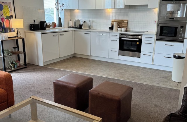 Carnousite Golf Flat