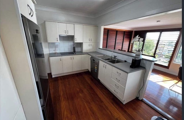 Massive 5bdr Home | Games Room | Wi-Fi | Netflix