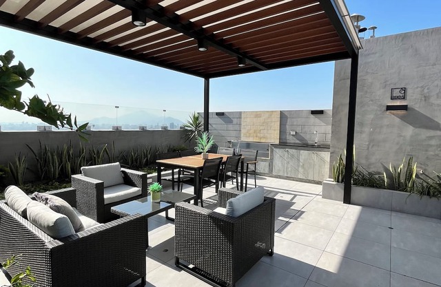 Brand new apartment 19th floor with good location in Lima
