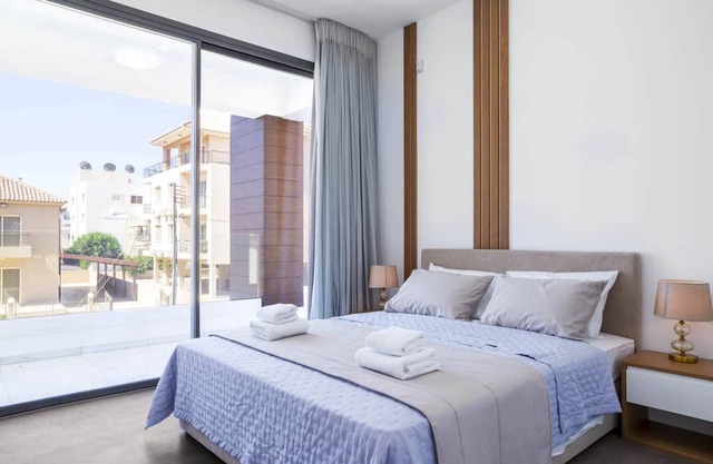 Blueberry - Three Bedroom Apartment, Sleeps 6
