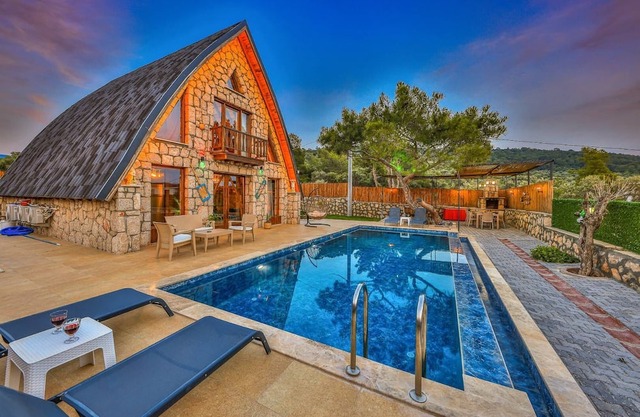 Cozy Villa with Jacuzzi, Sauna and Private Pool