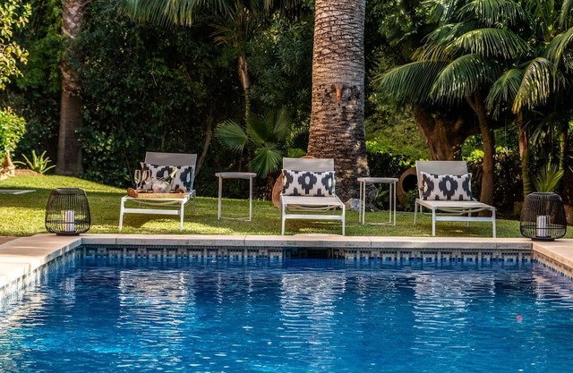 LAS ADELFAS: ANDALUSIAN STYLE VILLA WITH SEA VIEW