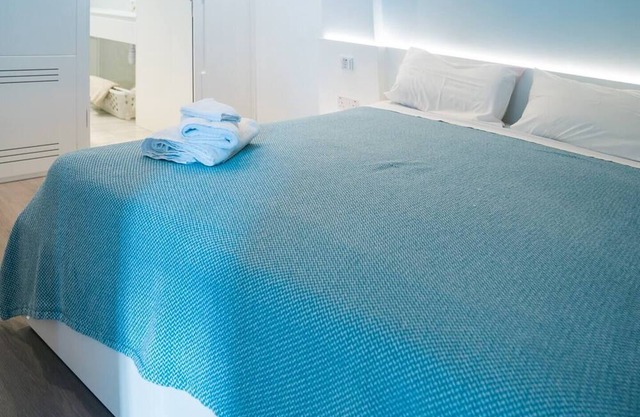 CITY CENTRE STUDIO APARTMENT 301