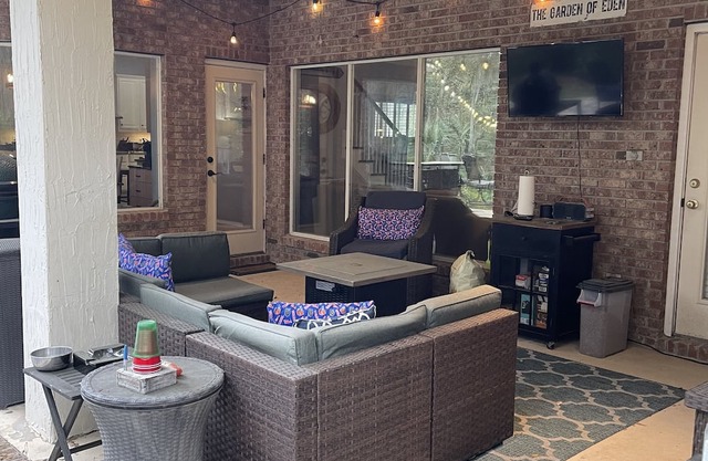 Spacious 5-bedroom house- 5 min walk to TPC Sawgrass/Players Championship course