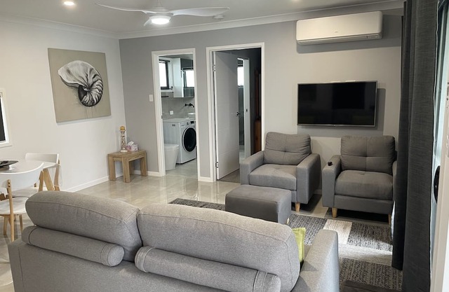 Private Self contained unit located in beautiful Eumundi on the Sunshine Coast