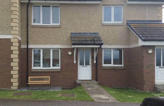 2 bedroom accommodation in Inverness
