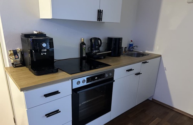 2-Zimmer Wohnung mit Gym + Office