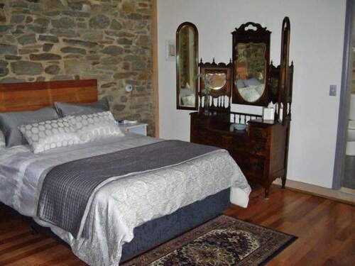 The Stables at 1860 Wine Country Cottages