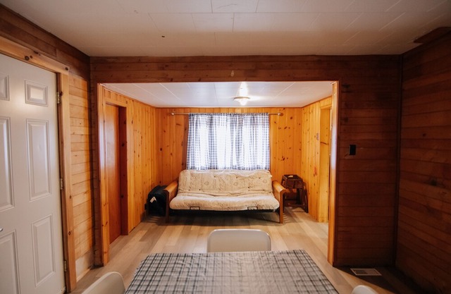 COTTAGE #13