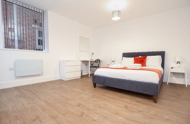 SAV Apartments No14 - 2 Bed Classic Apartment-Regent Road - Leicester