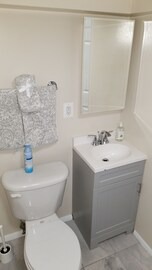 Amazing Logan Circle 2 Bdrm Bsmt Apt/ Convention Center.
