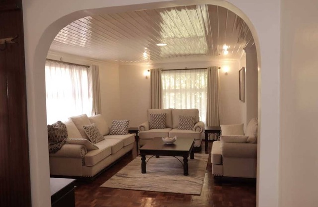 Luxury 5BR Bungalow with Private Pool near JKIA – Greenpark, Athi River