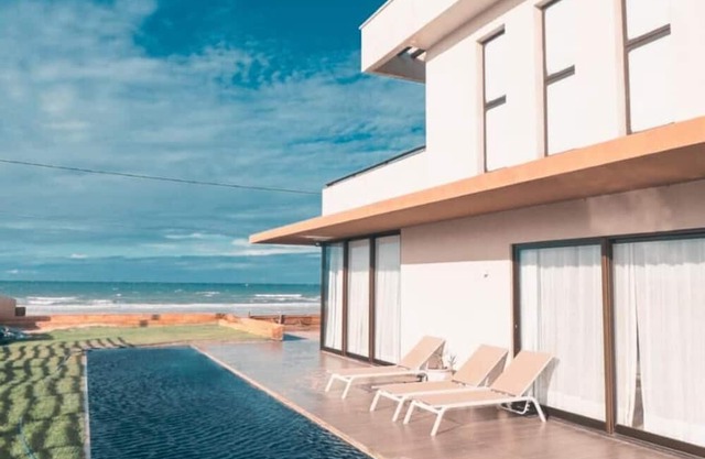 Villa Preziosa Front Beach