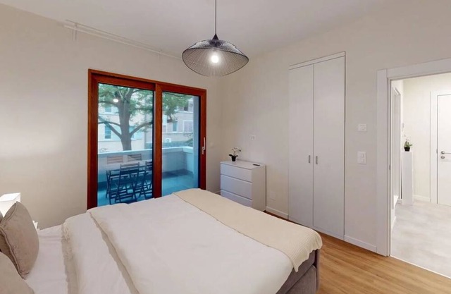 Family-Friendly 2BR - in the Heart of Oerlikon