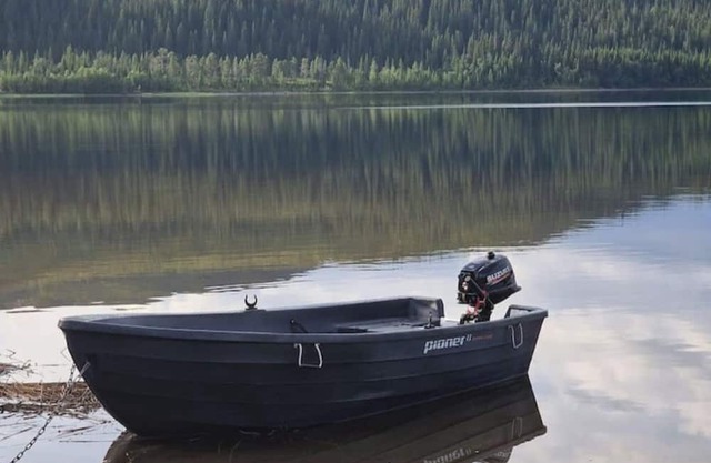 Cabin by the water – Jacuzzi & electric bicycles included