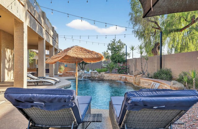 Chandler Oasis Saltwater Pool, Spa & Game Loft