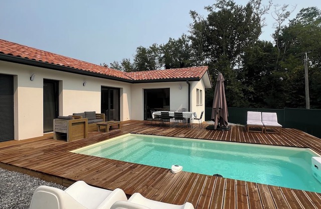 Villa in the southern moors, 10 minutes from the ocean