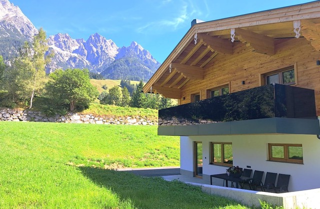 Waidmannsheil - 67qm by Interhome
