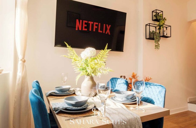 Stylish 5BR - Monthly Stay - Parking