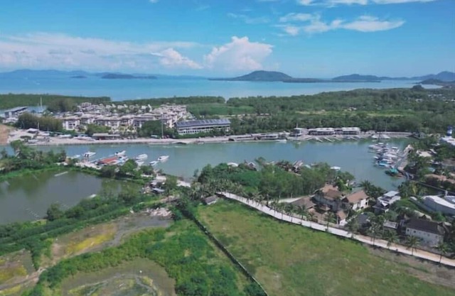 Royal Phuket Marina Beachfront 4 Bedroom Pool Villa