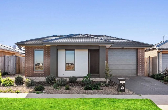 Spacious Getaway Near Werribee – Relax & Unwind