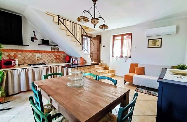 Polizzihouse - Holiday House with Panoramic Terrace, in the Heart of the Madonie Mountains.
