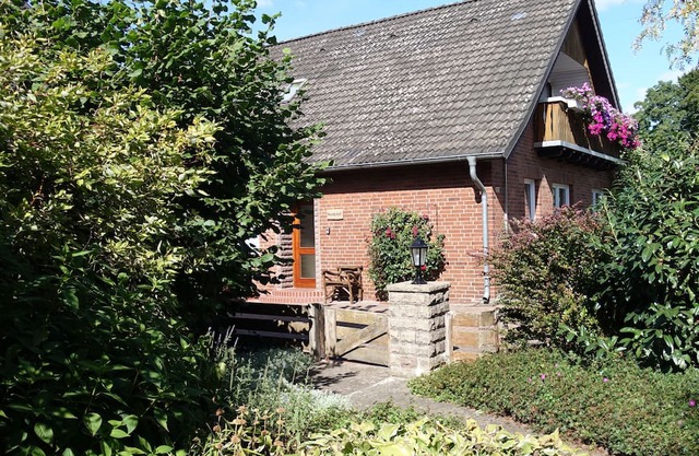 Stylish country house vacation apartment with garden in the Lüneburg Heath