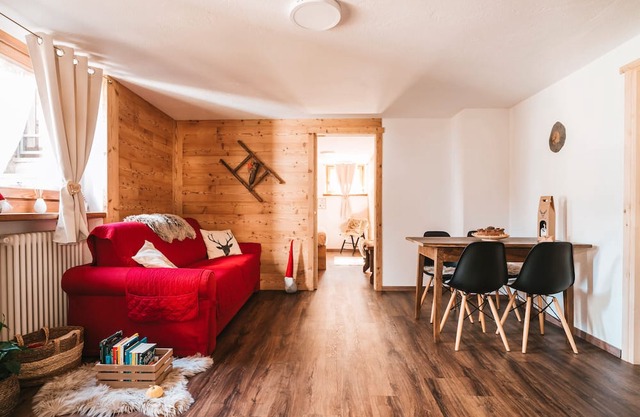 Lo Chalet du Village - Mountain Atmosphere