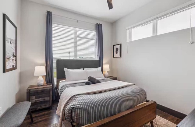 2-bedroom apartment in charming Austin with fitness room, AC