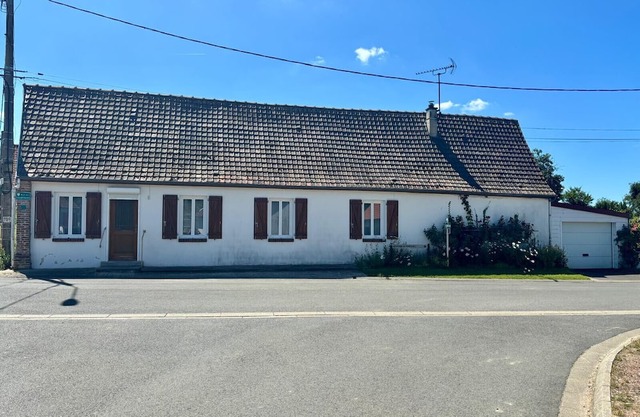 Country House 'La Rose De Forest-l'Abbaye' with Private Garden and Wi-Fi