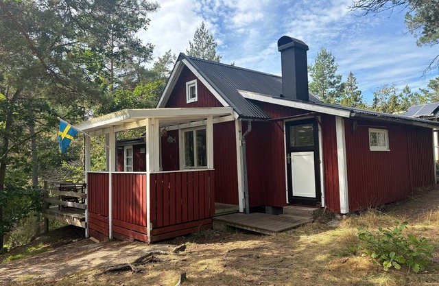 Hus Sinnermåla - Forest cabin by the lake in Småland for nature lovers & anglers