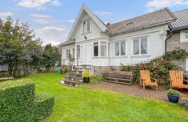 Amazing home in Vanse with house sea view
