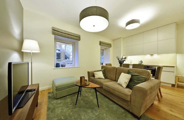 Domillion 3bdr 2baths President Palace park. L419A