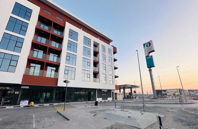 Spacious Studio at JLT | Pool & Free Parking