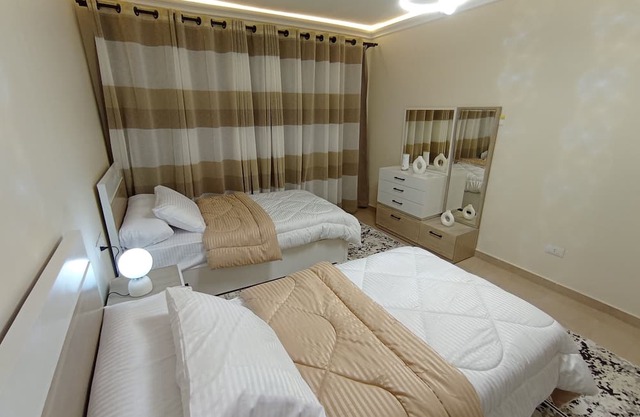 Spacious 2-Bedroom Apartment with 2 Living Rooms & 2 Bathrooms – Mokattam, Cairo